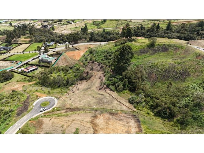 Lote en venta en La Ceja, 3678 m² · foto 5 de 13
