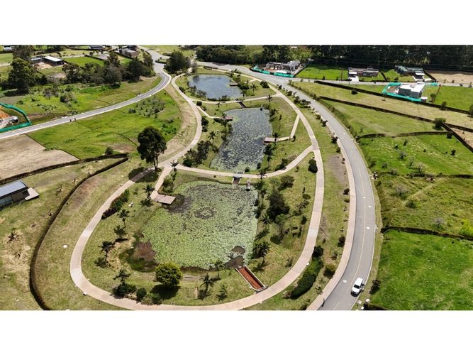 Lote en venta en La Ceja, 3678 m² · foto 10 de 13