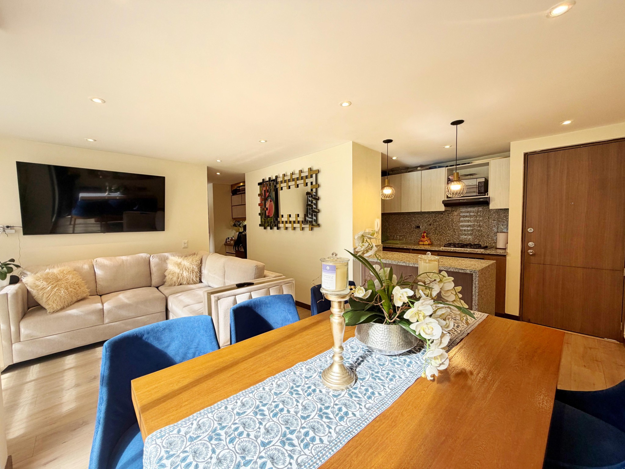 Apartamento en venta en Colina Campestre, Bogotá · foto 3 de 17