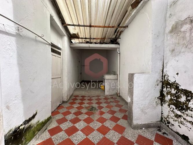 Casa de 12 alcobas en venta en El Danubio, Medellín, 496 m² · foto 4 de 24