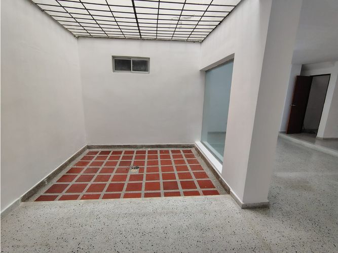 Apartaestudio en arriendo en Simon Bolivar, Medellín, 180 m² · foto 5 de 20
