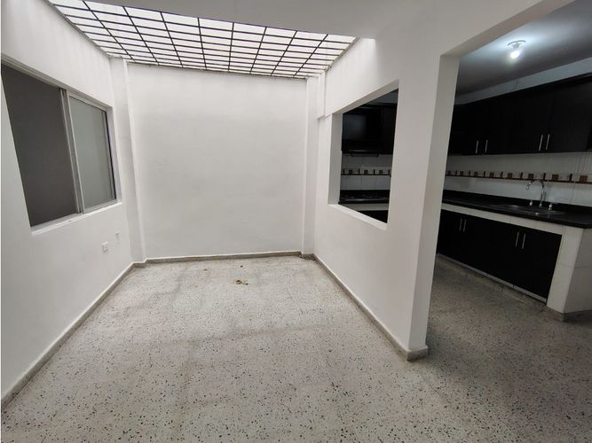 Apartaestudio en arriendo en Simon Bolivar, Medellín, 180 m² · foto 8 de 20