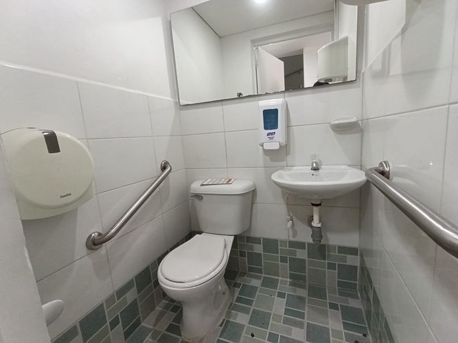 Edificio en arriendo en Laureles, Medellín, 538 m² · foto 6 de 20