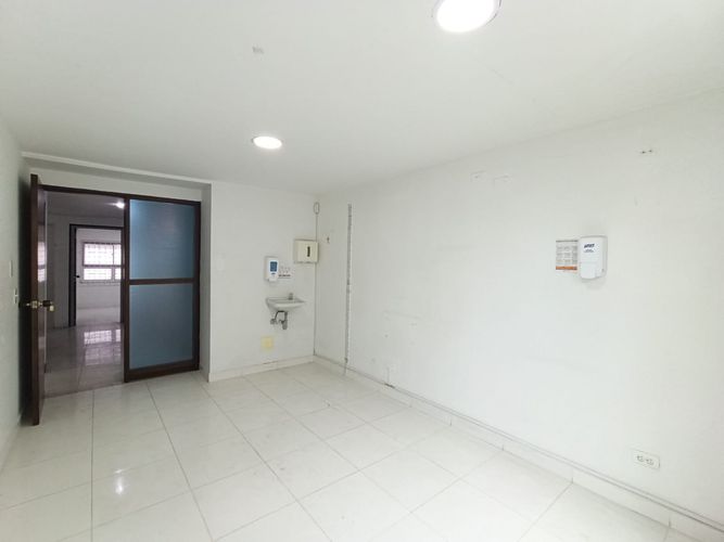Edificio en arriendo en Laureles, Medellín, 538 m² · foto 20 de 20