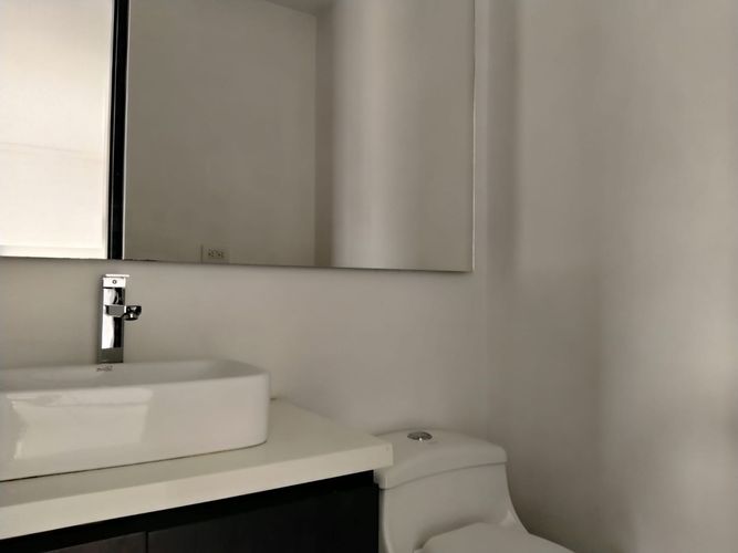 Apartamento de 3 alcobas en arriendo en El Poblado, Medellín, 130 m² · foto 11 de 20