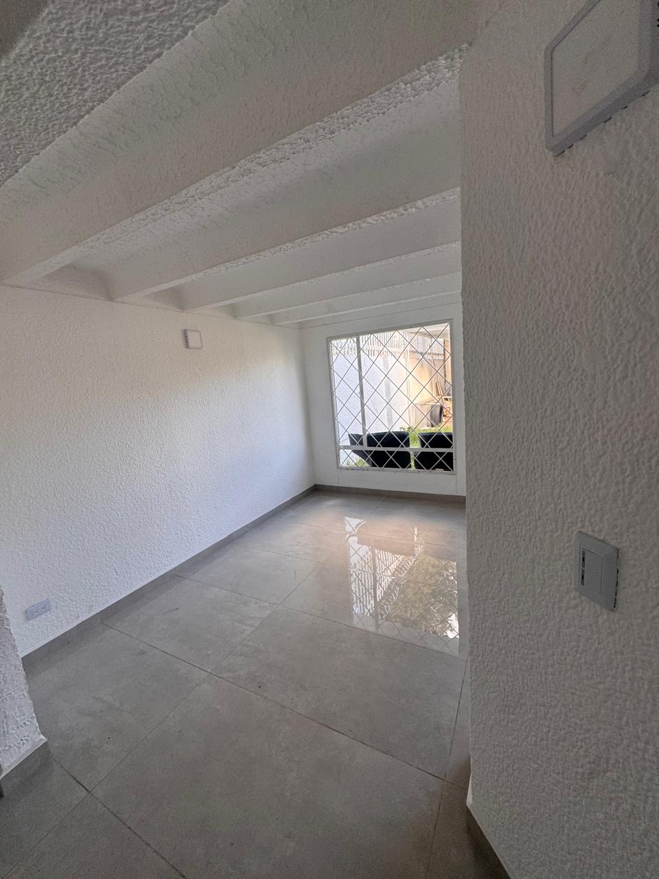 Casa en venta en Villa Del Prado, Bogotá · foto 9 de 24