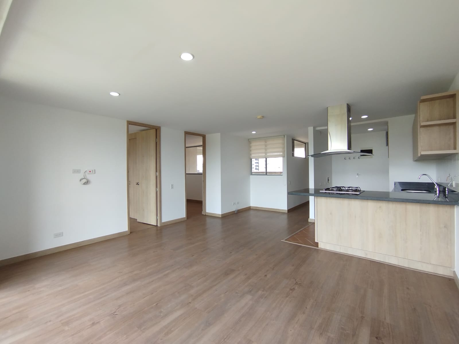 Apartamento en arriendo en Centro, Rionegro · foto 2 de 12