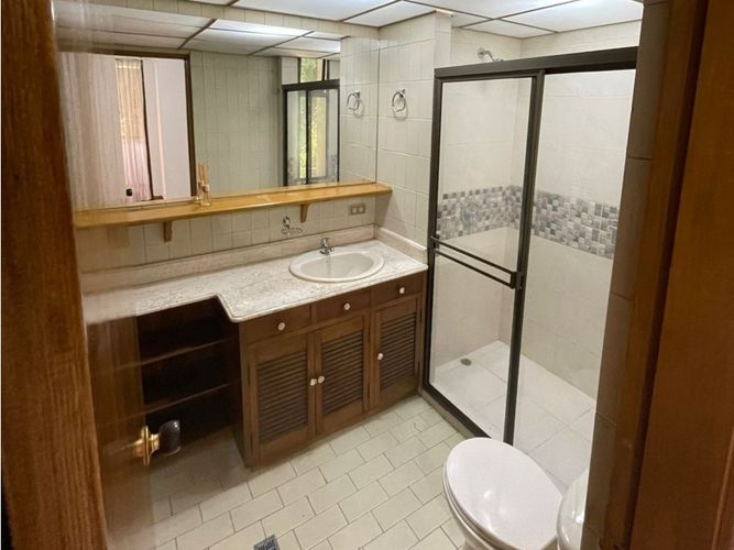 Apartamento de 2 alcobas en venta en La Gloria, Envigado, 107 m² · foto 8 de 12