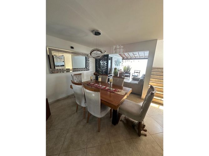 Casa de 4 alcobas en venta en Diamante 2, Bucaramanga, 210 m² · foto 4 de 14