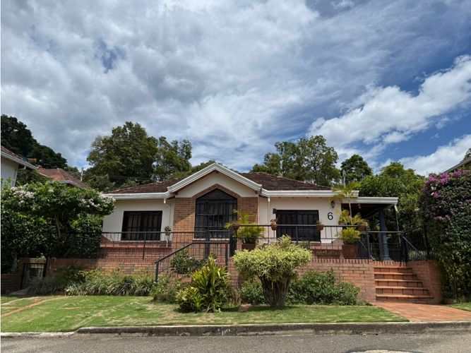 Casa de 4 alcobas en venta en Centro, Piedecuesta, 250 m² · foto 2 de 20