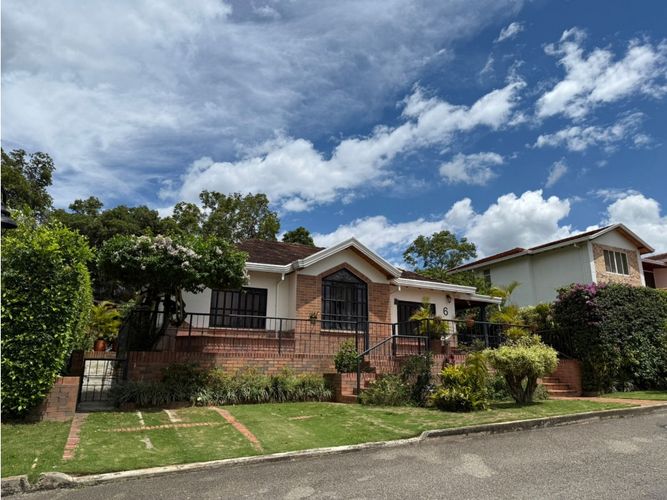 Casa de 4 alcobas en venta en Centro, Piedecuesta, 250 m² · foto 5 de 20