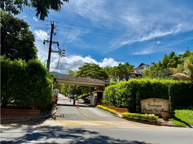 Casa de 4 alcobas en venta en Centro, Piedecuesta, 250 m² · foto 7 de 20