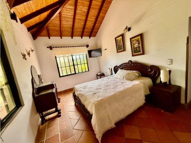 Casa de 4 alcobas en venta en Centro, Piedecuesta, 250 m² · foto 14 de 20