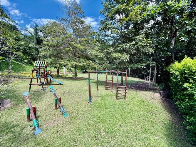 Casa de 4 alcobas en venta en Centro, Piedecuesta, 250 m² · foto 19 de 20