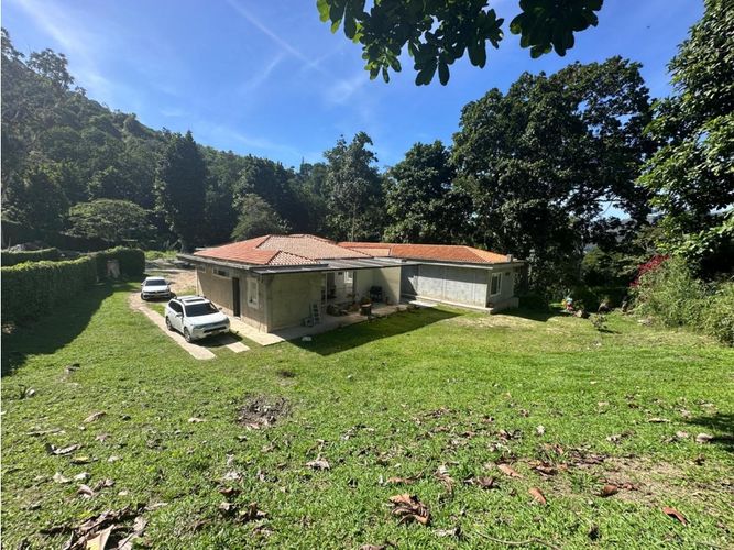 Casa en venta en Menzuly, Piedecuesta, 500 m² · foto 2 de 24