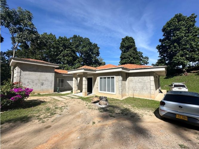 Casa en venta en Menzuly, Piedecuesta, 500 m² · foto 4 de 24