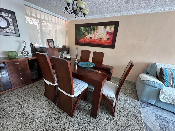 Casa de 4 alcobas en venta en Granjas De Provenza, Bucaramanga, 230 m² · foto 4 de 12