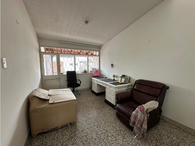 Casa de 4 alcobas en venta en Granjas De Provenza, Bucaramanga, 230 m² · foto 5 de 12