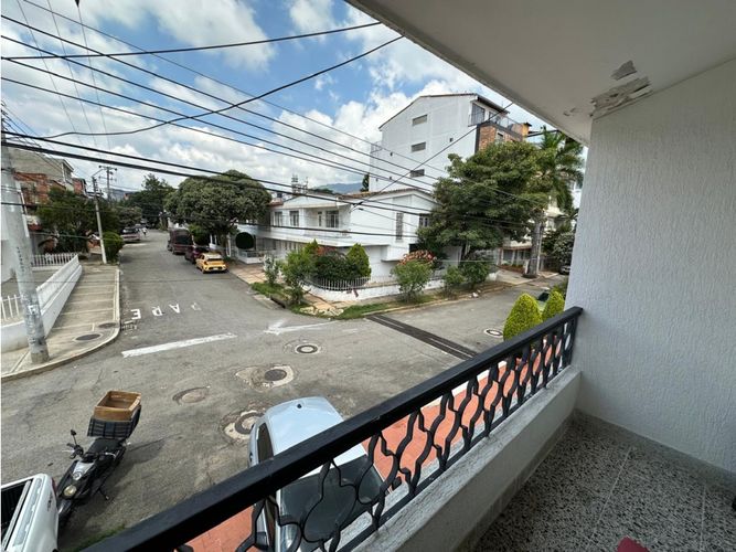Casa de 4 alcobas en venta en Granjas De Provenza, Bucaramanga, 230 m² · foto 8 de 12