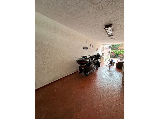 Casa de 4 alcobas en venta en Granjas De Provenza, Bucaramanga, 230 m² · foto 9 de 12