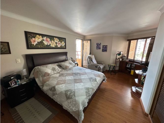 Apartamento de 3 alcobas en venta en Cabecera Del Llano, Bucaramanga, 206 m² · foto 9 de 17