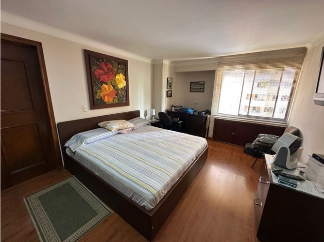 Apartamento de 3 alcobas en venta en Cabecera Del Llano, Bucaramanga, 206 m² · foto 10 de 17