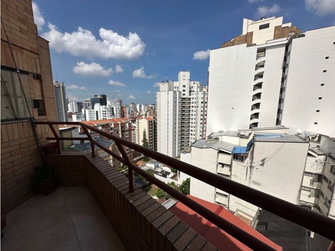 Apartamento de 3 alcobas en venta en Cabecera Del Llano, Bucaramanga, 206 m² · foto 14 de 17