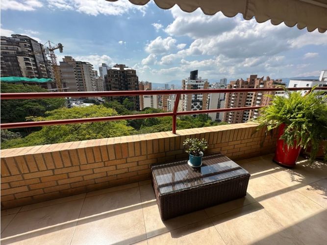 Apartamento de 3 alcobas en venta en Cabecera Del Llano, Bucaramanga, 206 m² · foto 16 de 17