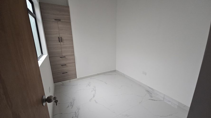 Apartamento de 3 alcobas en venta en El Carmen De Viboral, El Carmen de Viboral, 82 m² · foto 3 de 9