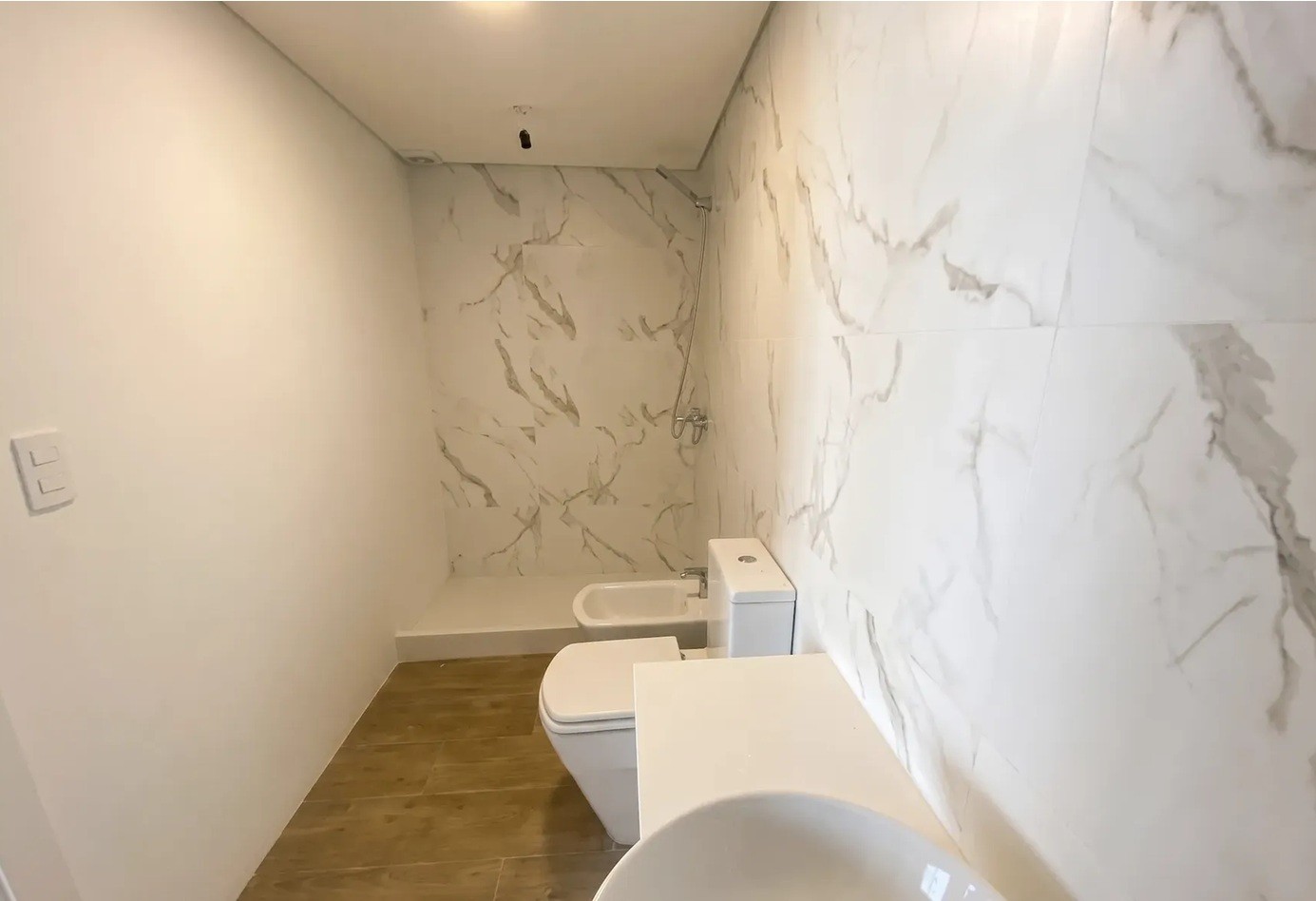 ALQUILER EN PUNTA CARRETAS, LOFT MODERNO DE 1 DORMITORIO, TERRAZA COMUN CON PARRILLERO, GASTOS COMUNES BAJOS · Foto 4