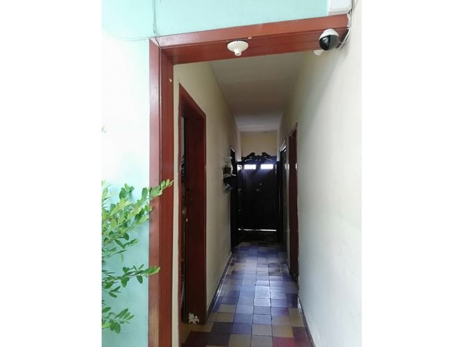 Casa de 10 alcobas en venta en Garcia Rovira, Bucaramanga, 260 m² · foto 10 de 18