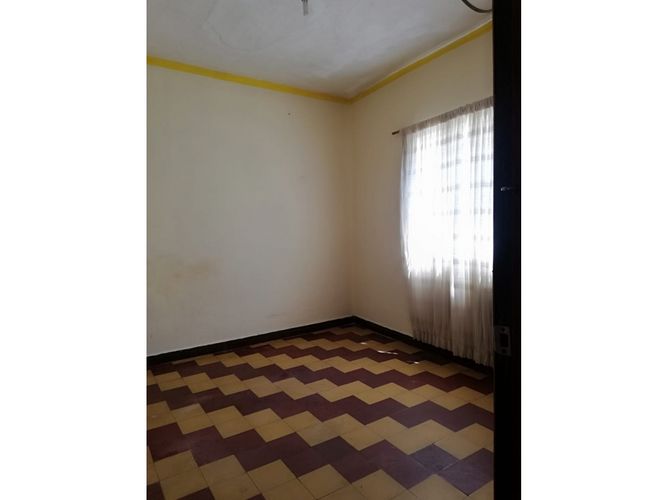 Casa de 10 alcobas en venta en Garcia Rovira, Bucaramanga, 260 m² · foto 11 de 18