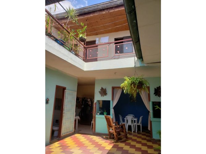 Casa de 10 alcobas en venta en Garcia Rovira, Bucaramanga, 260 m² · foto 16 de 18