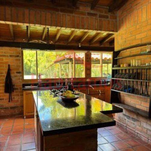 Casa de 3 alcobas en venta en Cuatro Esquinas, Marinilla · foto 10 de 24