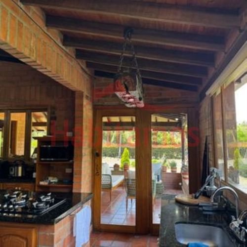 Casa de 3 alcobas en venta en Cuatro Esquinas, Marinilla · foto 12 de 24
