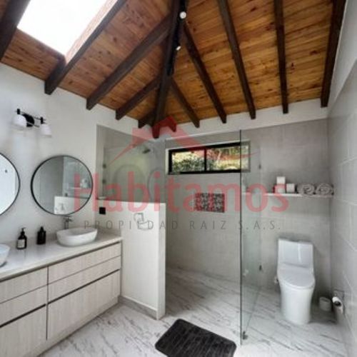 Casa de 3 alcobas en venta en Cuatro Esquinas, Marinilla · foto 14 de 24