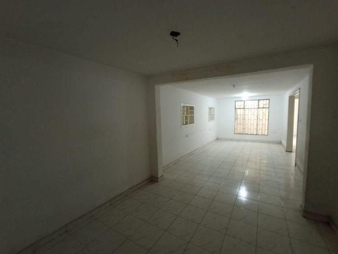 Casa de 3 alcobas en venta en Fontibon, Bogotá, 218 m² · foto 14 de 18