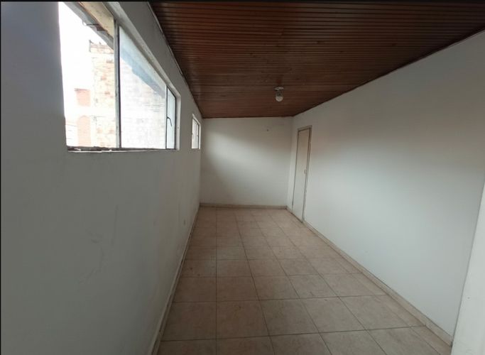 Casa de 3 alcobas en venta en Fontibon, Bogotá, 218 m² · foto 16 de 18