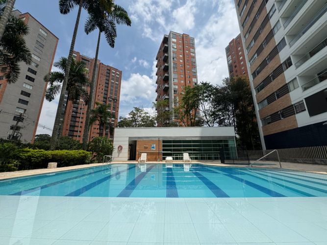 Apartaestudio en arriendo en El Poblado, Medellín, 50 m² · foto 10 de 16