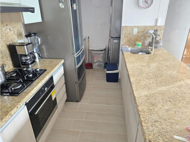 Apartamento de 3 alcobas en venta en Granjas De Provenza, Bucaramanga, 89 m² · foto 7 de 16