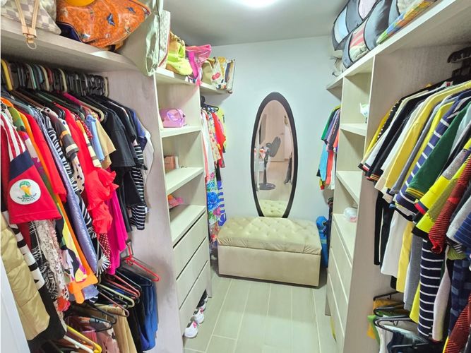 Apartamento de 3 alcobas en venta en Granjas De Provenza, Bucaramanga, 89 m² · foto 11 de 16