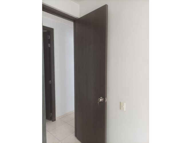 Apartamento de 3 alcobas en venta en Quintas Del Campestre, Girón, 56 m² · foto 6 de 20