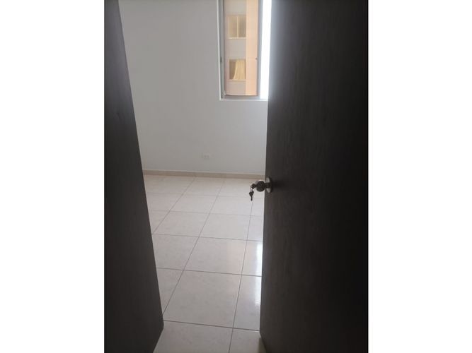 Apartamento de 3 alcobas en venta en Quintas Del Campestre, Girón, 56 m² · foto 10 de 20