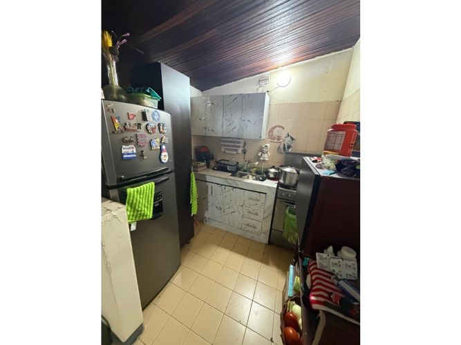 Casa de 8 alcobas en venta en Pablo Vi, Bucaramanga, 220 m² · foto 4 de 18