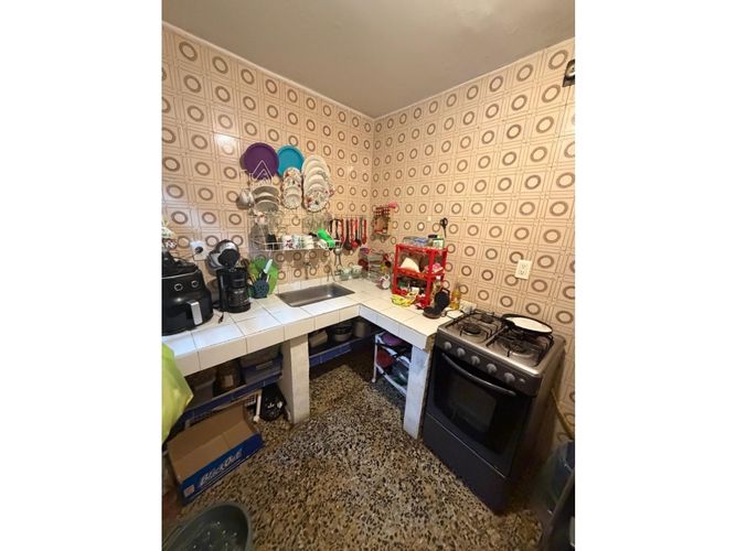Casa de 8 alcobas en venta en Pablo Vi, Bucaramanga, 220 m² · foto 9 de 18