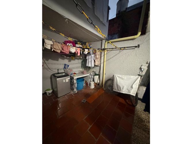 Casa de 8 alcobas en venta en Pablo Vi, Bucaramanga, 220 m² · foto 11 de 18