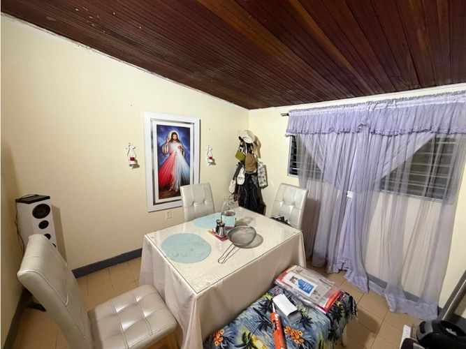 Casa de 8 alcobas en venta en Pablo Vi, Bucaramanga, 220 m² · foto 16 de 18