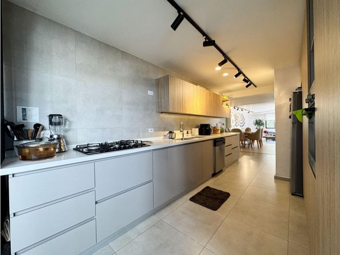 Apartamento de 3 alcobas en venta en Cabecera Del Llano, Bucaramanga, 124 m² · foto 10 de 23
