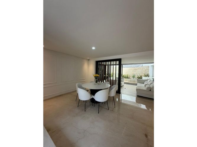 Casa de 4 alcobas en venta en Lagos Del Cacique, Bucaramanga, 220 m² · foto 9 de 24
