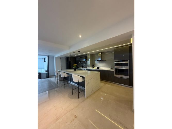 Casa de 4 alcobas en venta en Lagos Del Cacique, Bucaramanga, 220 m² · foto 11 de 24
